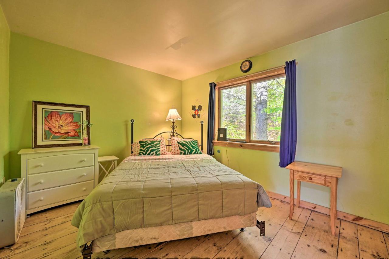 Remote Cabin With Fire Pit 3 Miles To Stowe Mtn! Extérieur photo