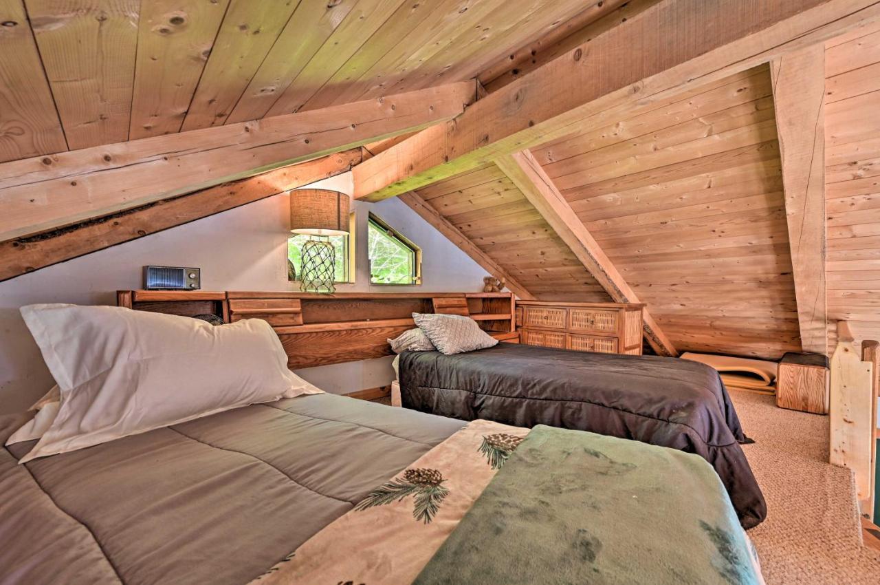 Remote Cabin With Fire Pit 3 Miles To Stowe Mtn! Extérieur photo